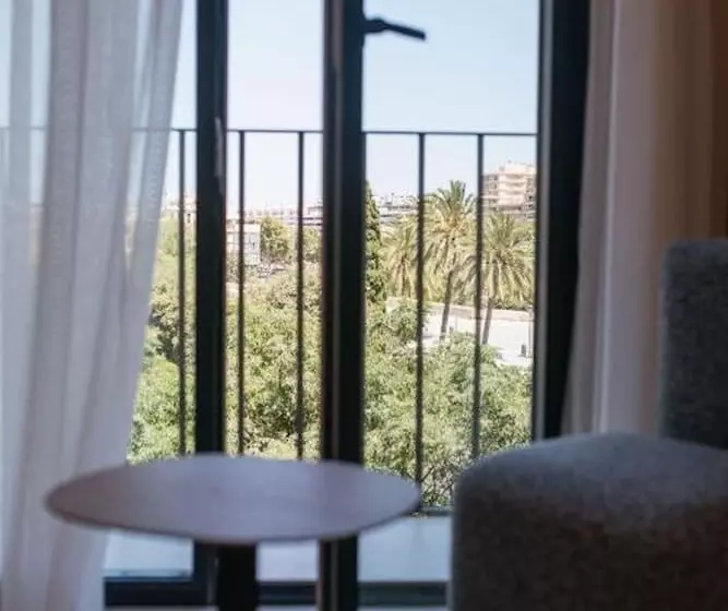 Hotelli Myr Puerta Serranos