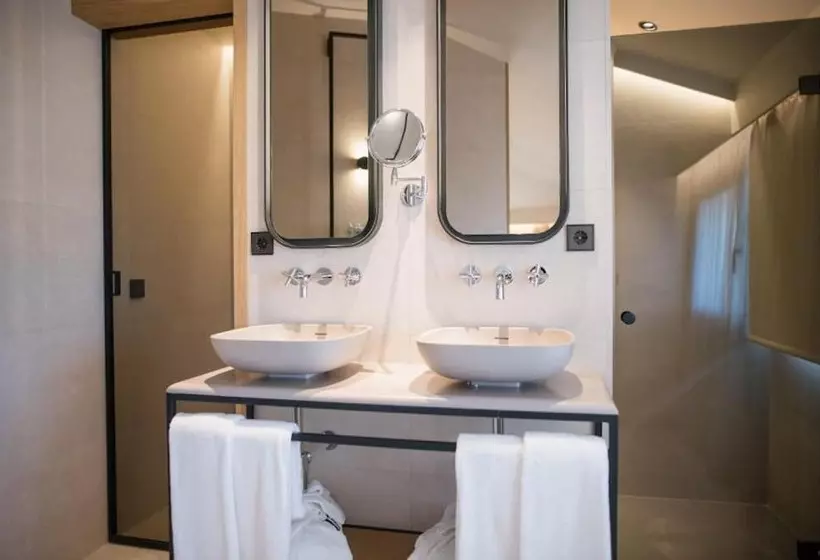 Hotelli Myr Puerta Serranos