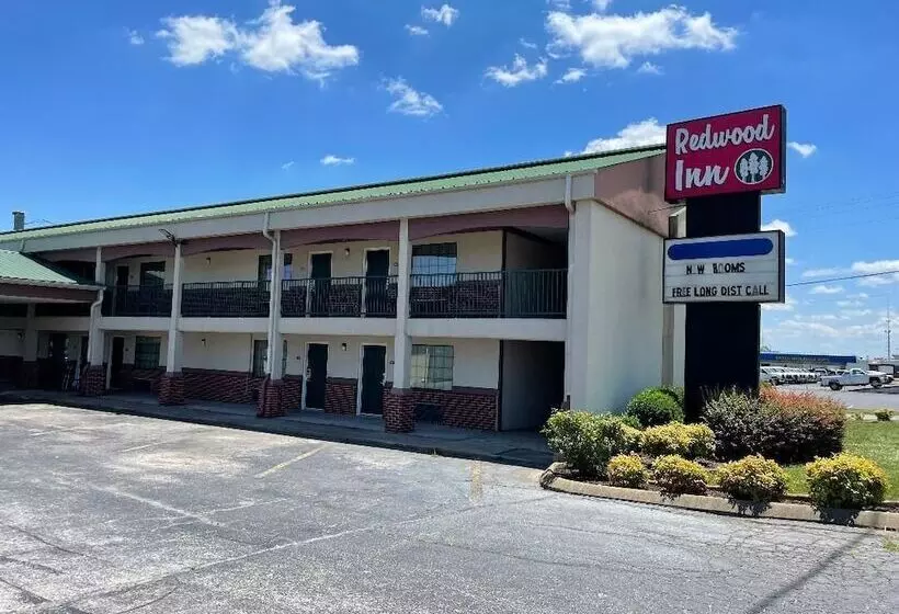 ホテル Redwood Inn
