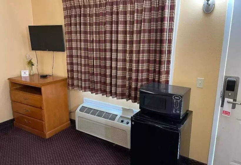ホテル Redwood Inn