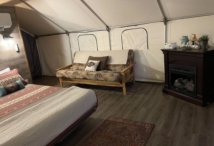 فندق ريفى Grand Canyon Glamping Resort