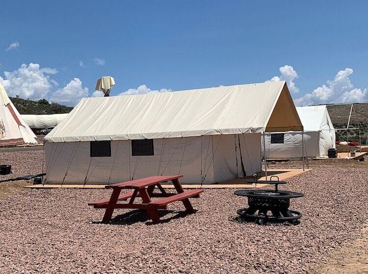 فندق ريفى Grand Canyon Glamping Resort