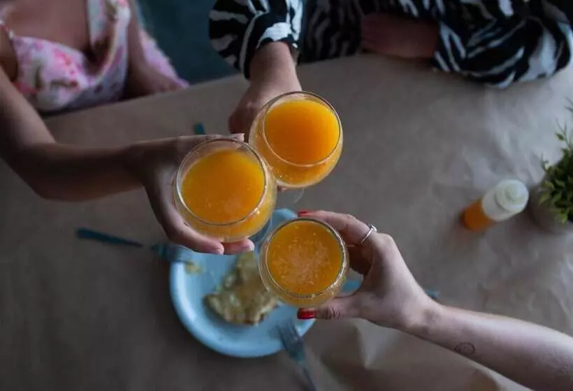 Hotelli Samaria By The Sea