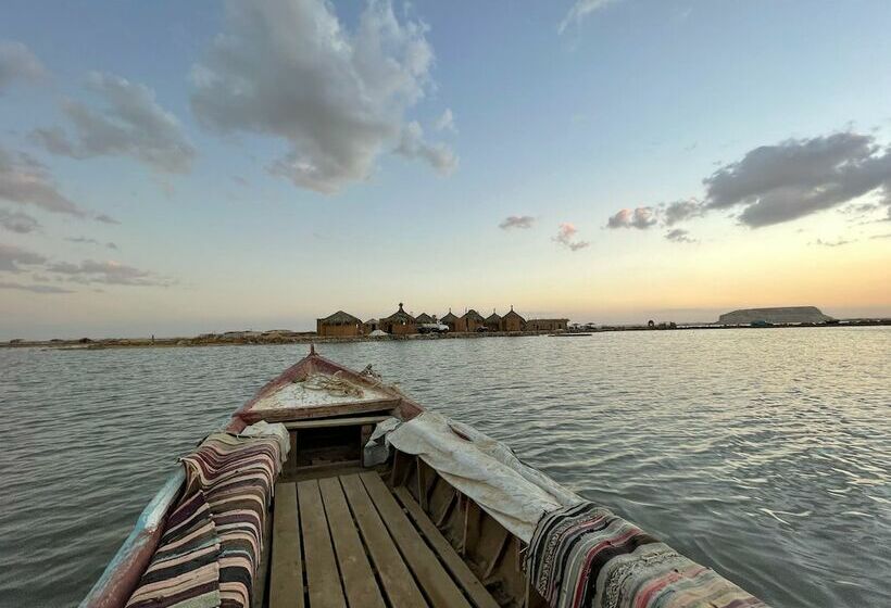 هتل Taghaghien Island Resort