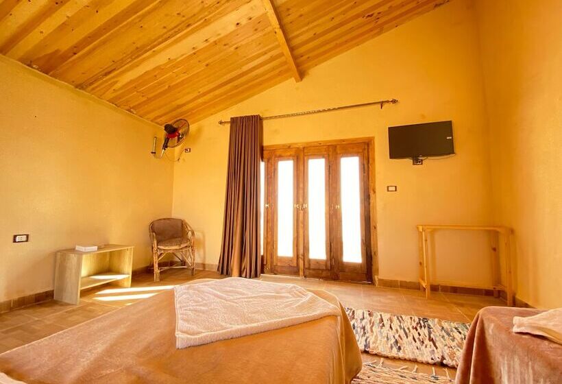 هتل Taghaghien Island Resort