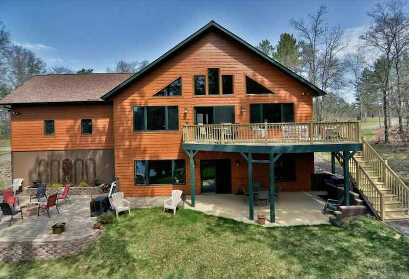 Lazy Dog Lodge On Minong Flowage