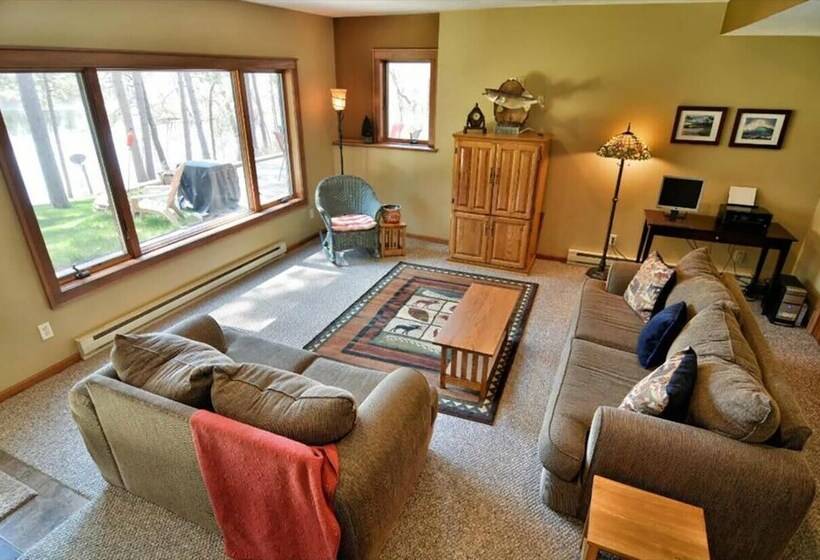 Lazy Dog Lodge On Minong Flowage