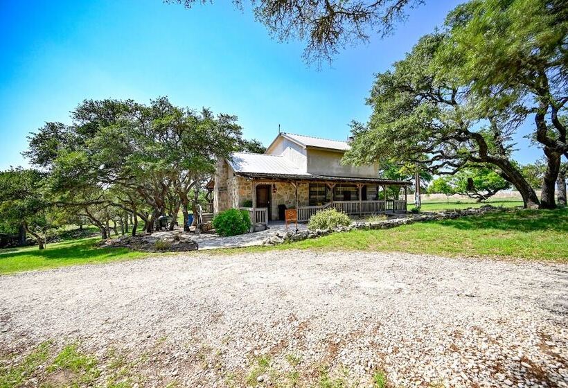 Luxury 23 Ac Ranch Casita With Hot Tub