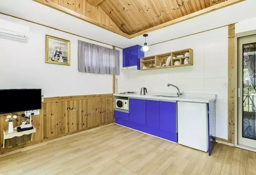 Namhae Hanuri Pension