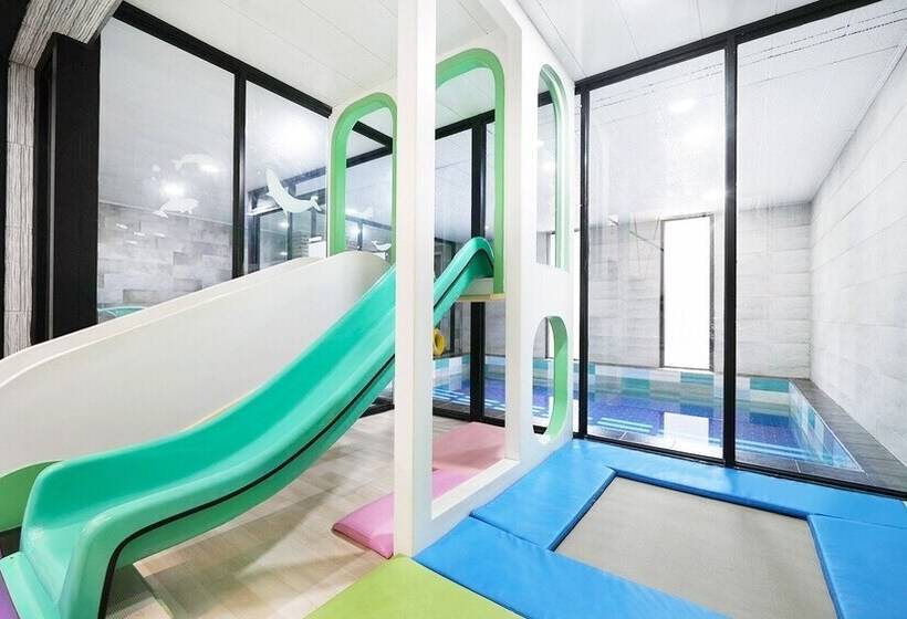 Pension (Hôtel basse catégorie) Gapyeong Hoho Kids Pool Villa