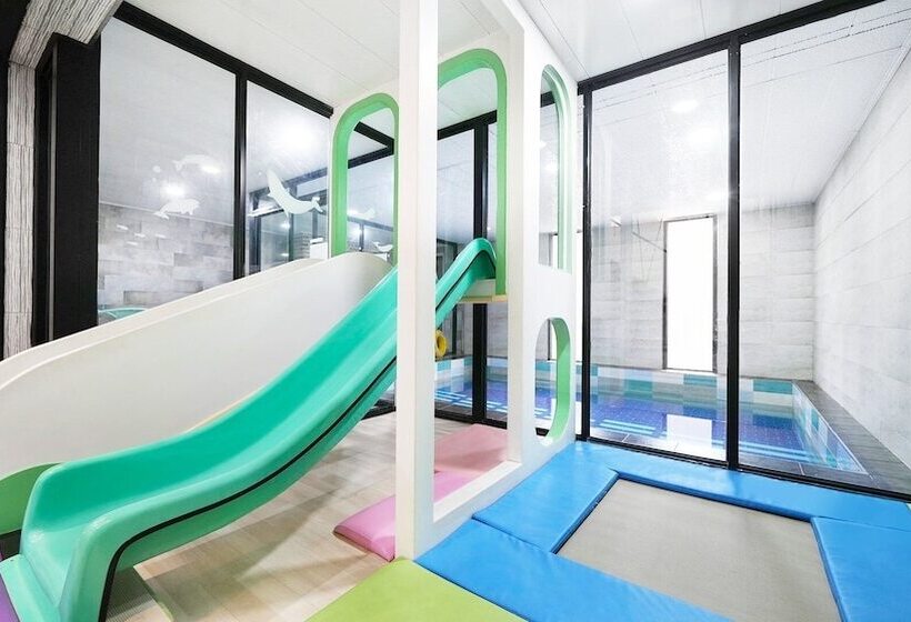 Pension (Hôtel basse catégorie) Gapyeong Hoho Kids Pool Villa