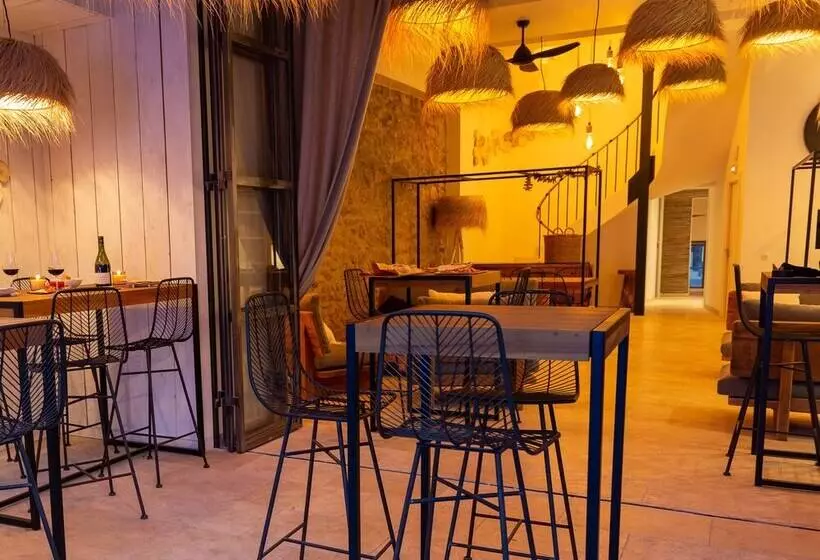 Majatalo Maison Le S