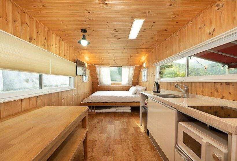 Pocheon Bearhill Pension