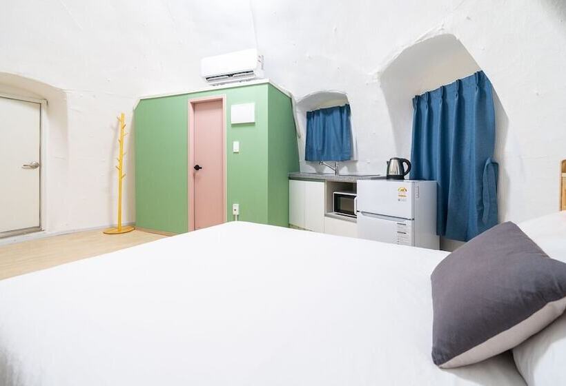 Pocheon Bearhill Pension