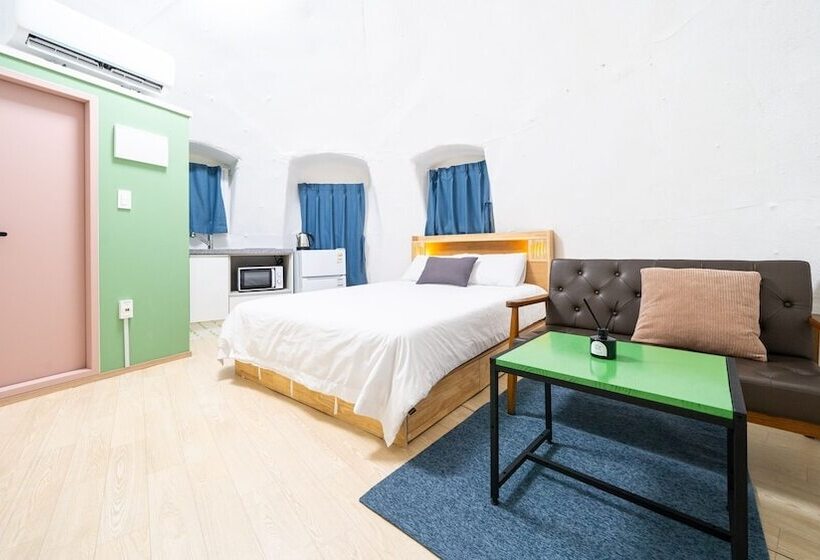 Pocheon Bearhill Pension