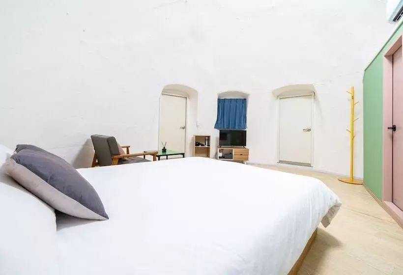 Pocheon Bearhill Pension