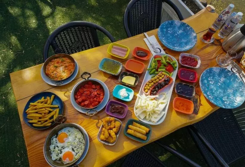 Qcunda Otel Restorant