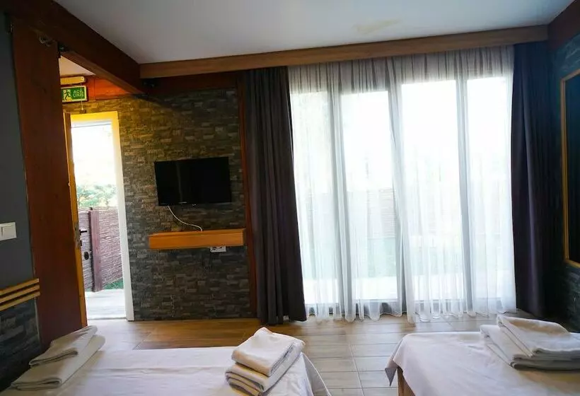 Qcunda Otel Restorant