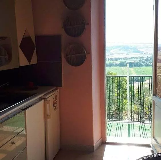اقامتگاه Home Sweet Home With Panoramic Garden