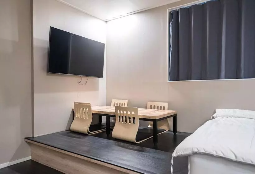 Suwon Movie Motel