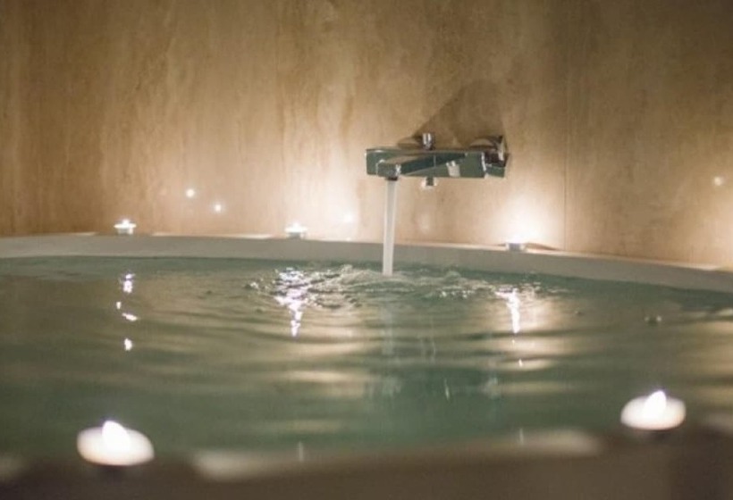 Taean Bohemia Village Pension