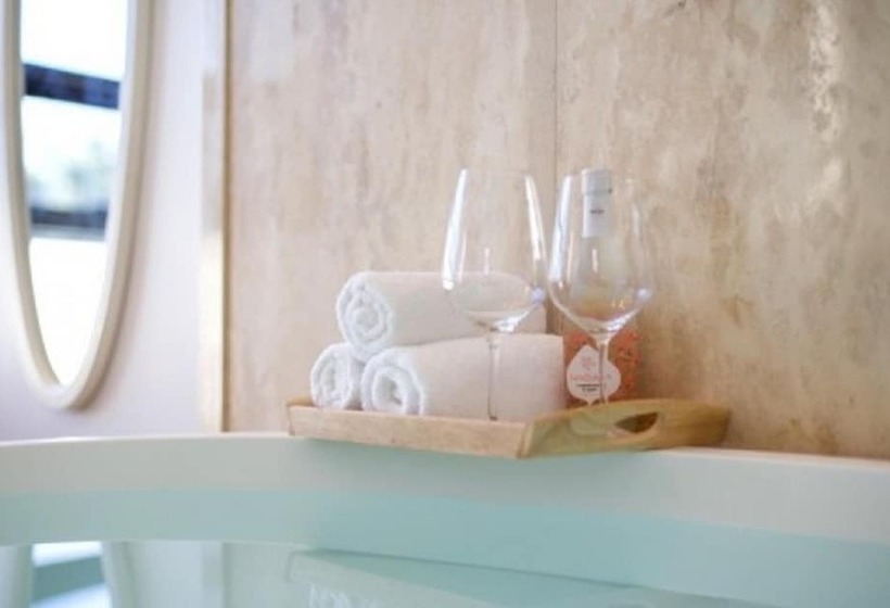 Taean Bohemia Village Pension