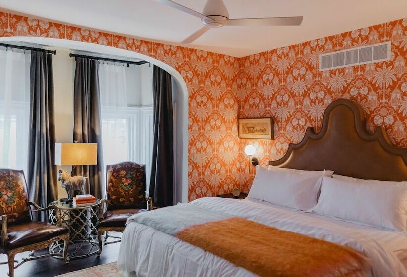 The Lilley Mansion Bed & Breakfast