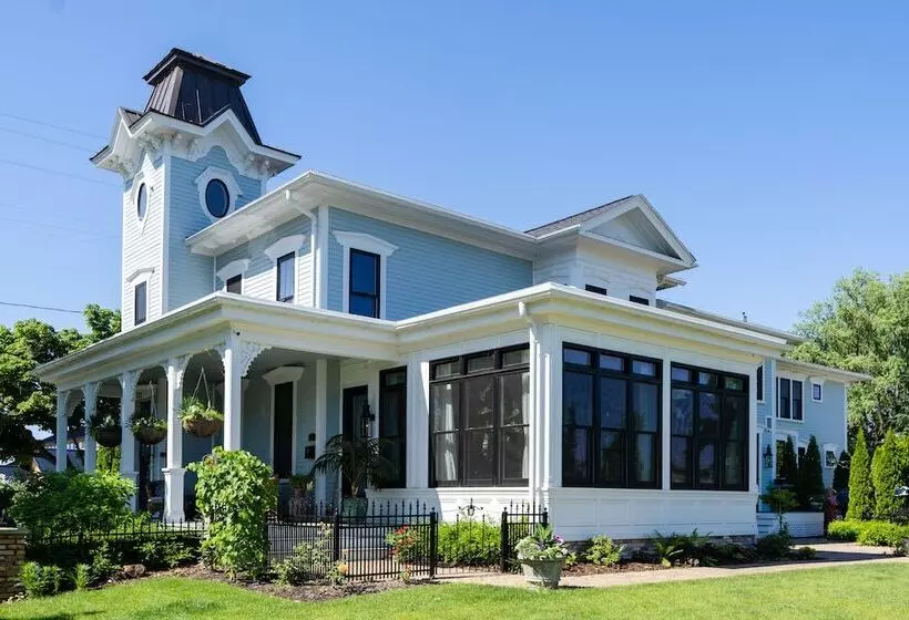 The Lilley Mansion Bed & Breakfast