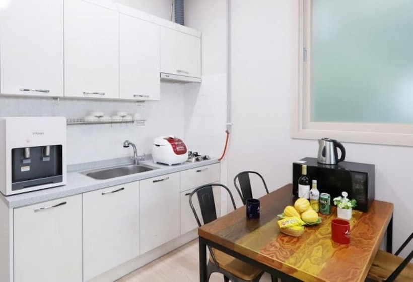 Yeosu Moraeal Pet Heated Pool Pension