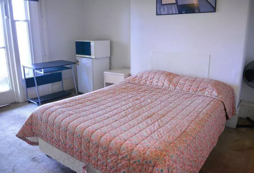 ユースホステル Oslo Hotel Backpackers