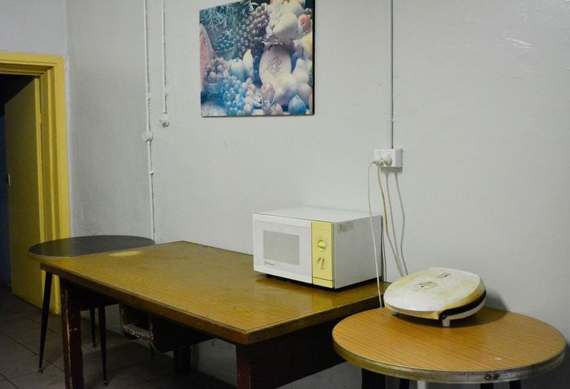 فندق صغير Oslo Hotel Backpackers