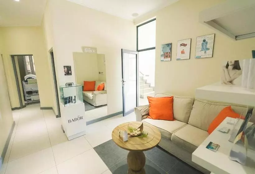 Отель Blue Diamond Boutique