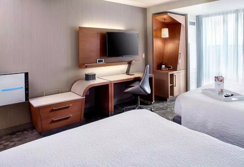 ホテル Courtyard By Marriott Orlando Lake Nona