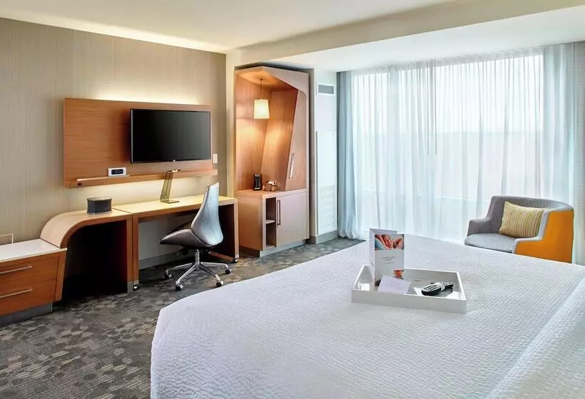 ホテル Courtyard By Marriott Orlando Lake Nona