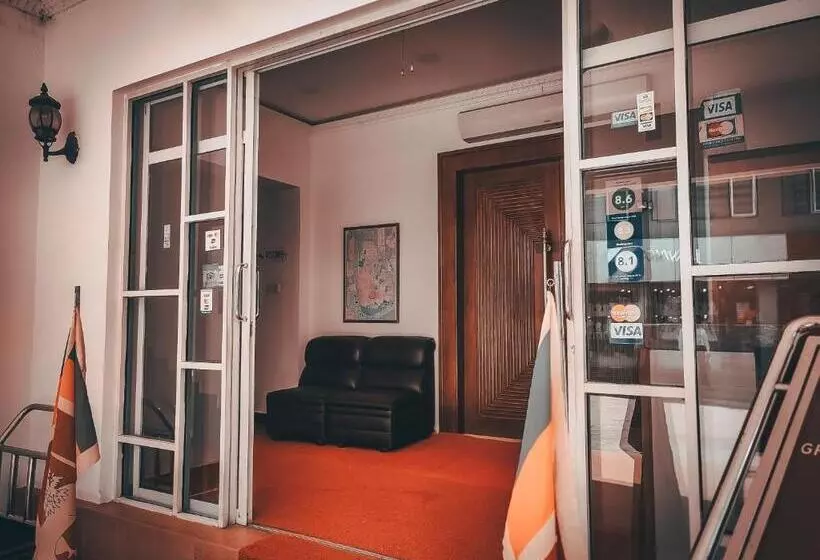 فندق Elephant Park   New Deal! Half Off Airport Pickups Available