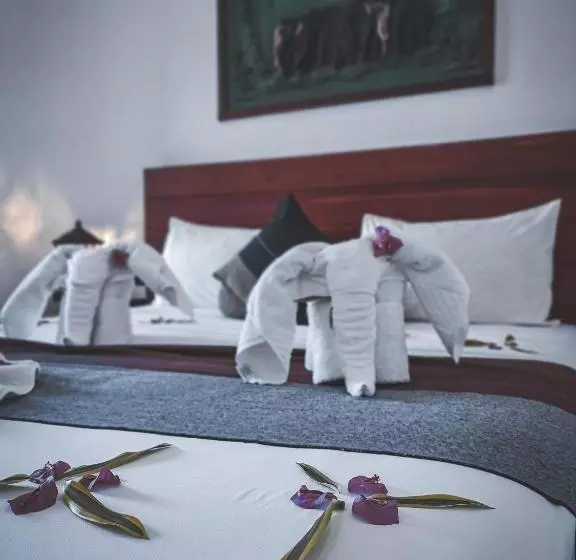 فندق Elephant Park   New Deal! Half Off Airport Pickups Available