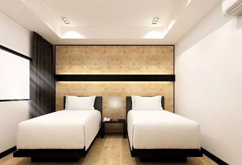 هتل The Chill Suites City Center