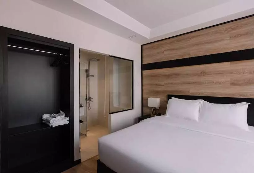 هتل The Chill Suites City Center