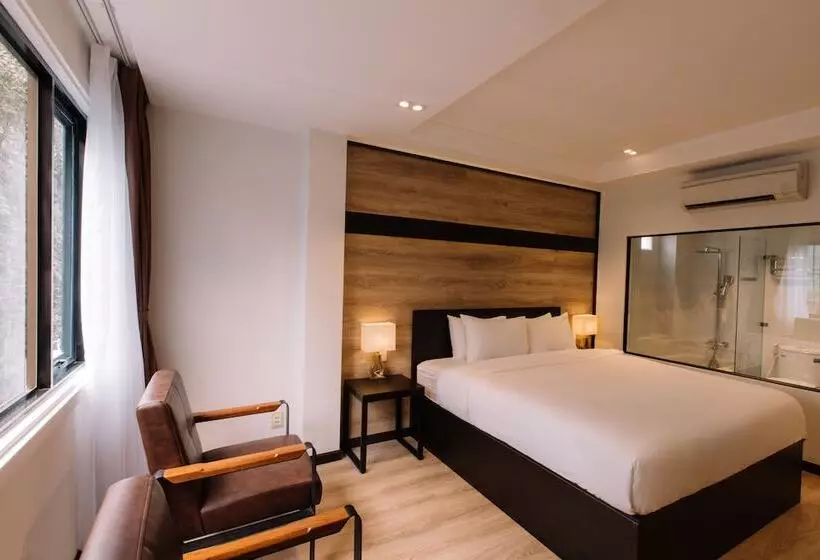 هتل The Chill Suites City Center