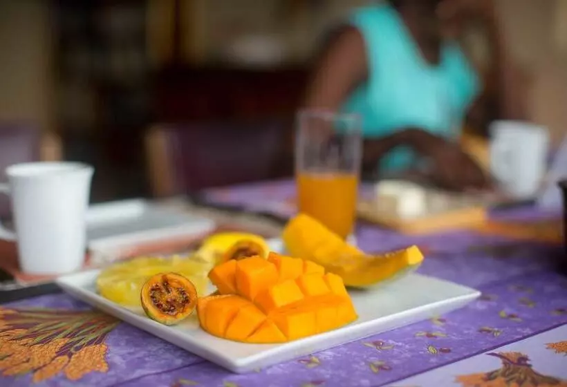 هتل Goodlife Residence