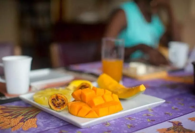 هتل Goodlife Residence