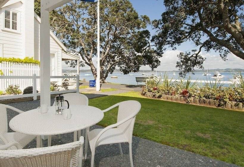 Отель Hananui Lodge And Apartments