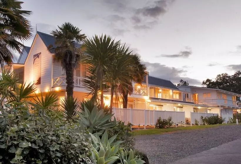 Отель Hananui Lodge And Apartments