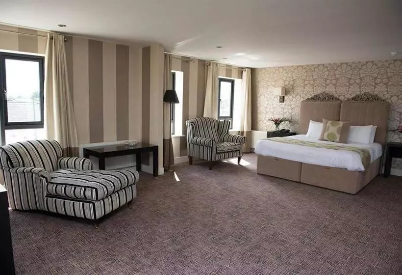 Отель Harry's Of Kinnegad