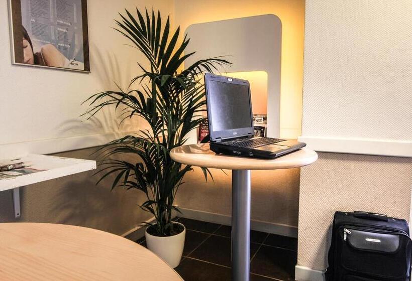 酒店 Ibis Budget Chateaudun