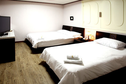 בית מלון כפרי Jbis