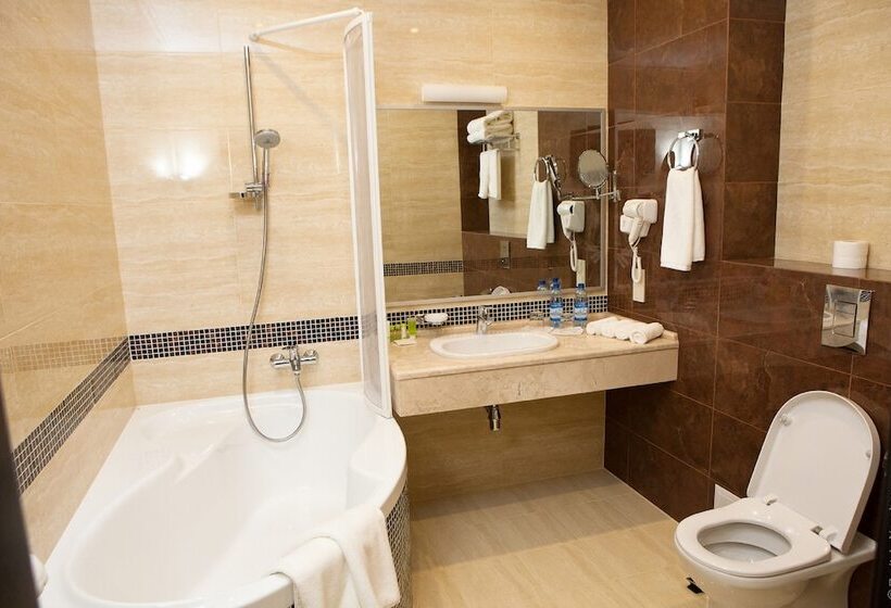 בית מלון כפרי Kiroff