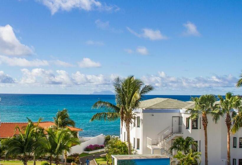 هتل La Vista Beach Resort