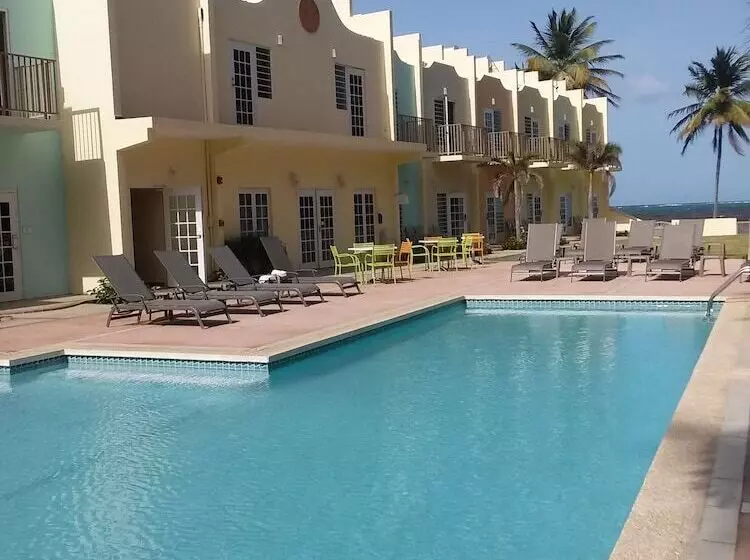 ホテル Lucia Beach