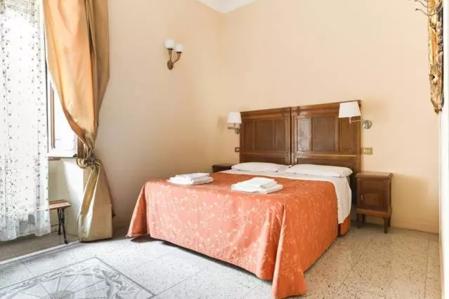 هتل Maison De Marta